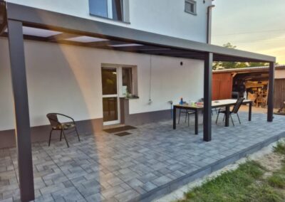Model Merlot - system szklanych drzwi przesuwnych Zadaszenia4U