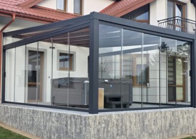 Model Merlot - system szklanych drzwi przesuwnych Zadaszenia4U